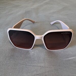 Beautiful purple Tinted Oversized Square Sunglasses